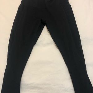 Black workout leggings
